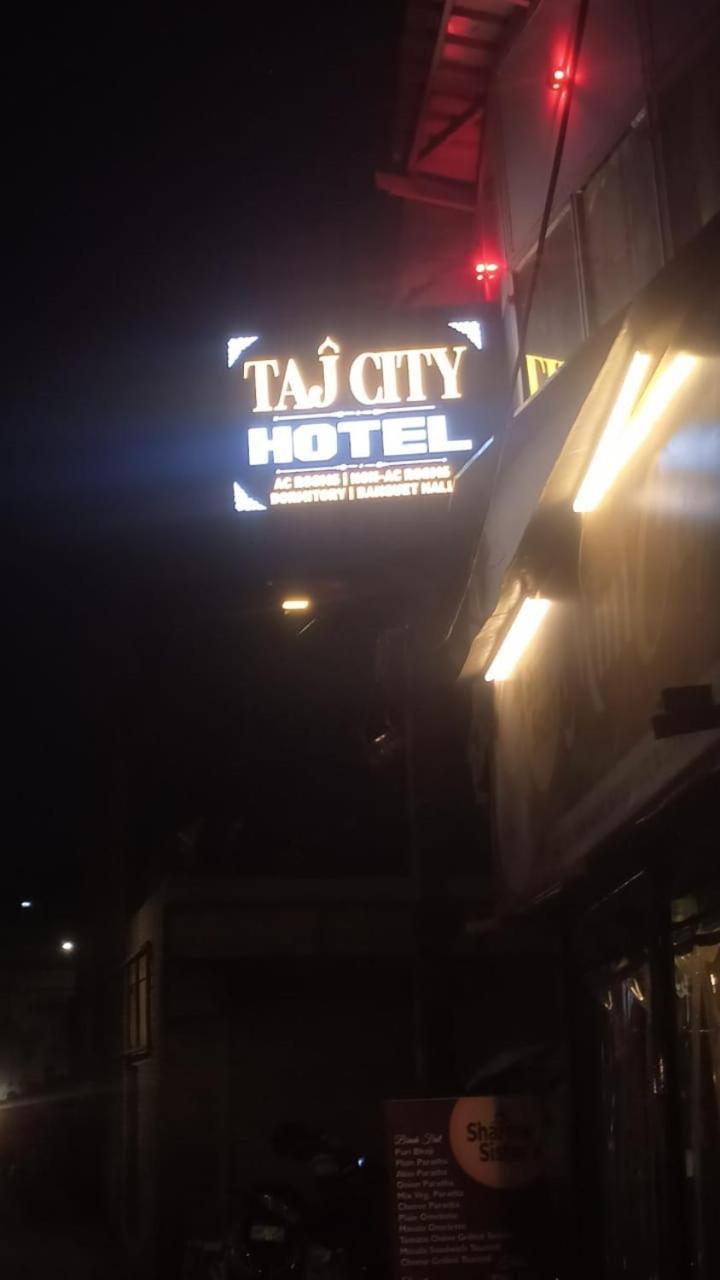 Taj City Hotel Agra  Εξωτερικό φωτογραφία